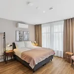 Limehome The Hague Nieuwstraat