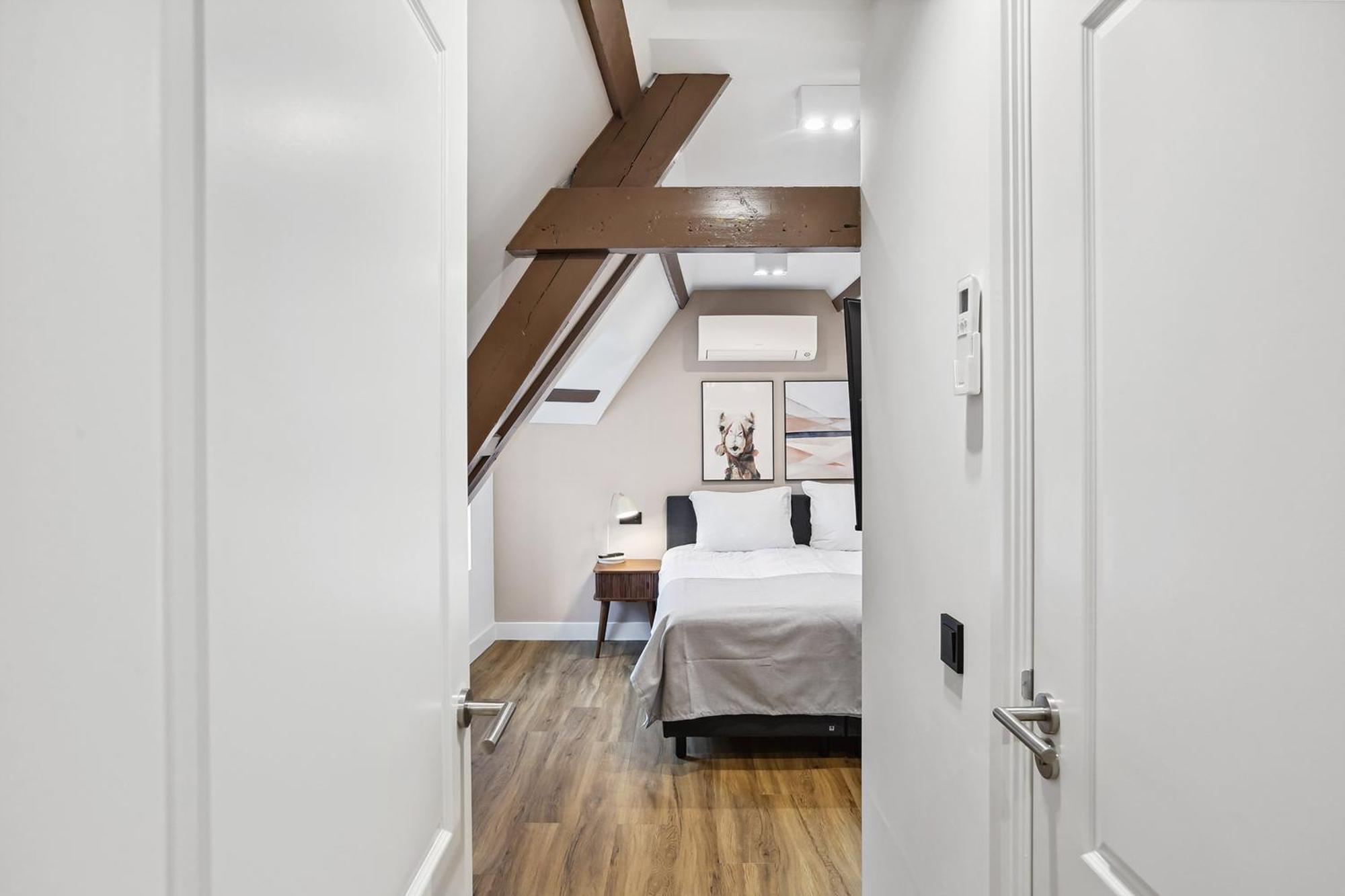 Limehome Nieuwstraat Den Haag